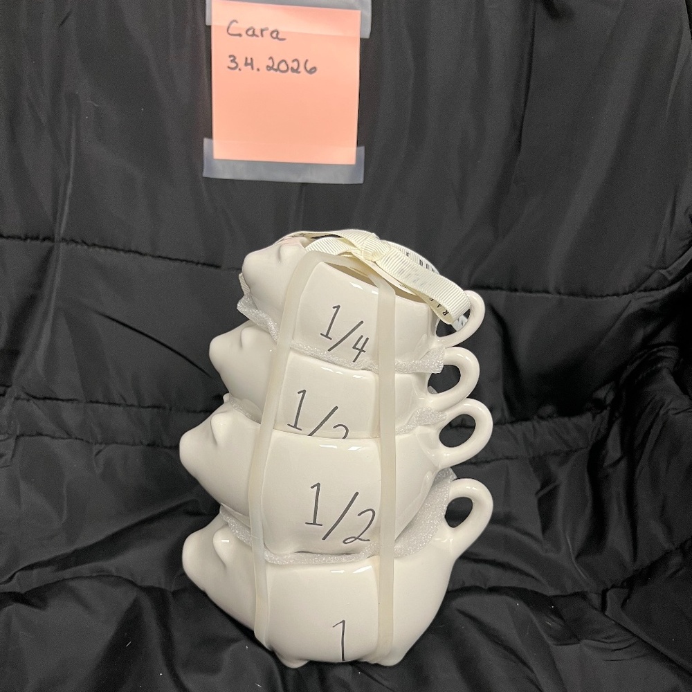 Rae Dunn Pig Measuring Cups NWT